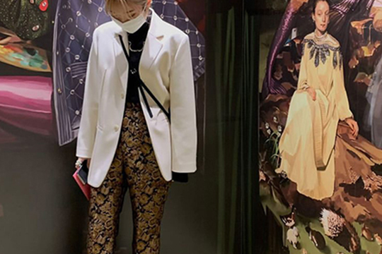 織田ファッション専門学校スタイリスト科学生のキレイめスタイル×ゴージャスなパンツのコーデ