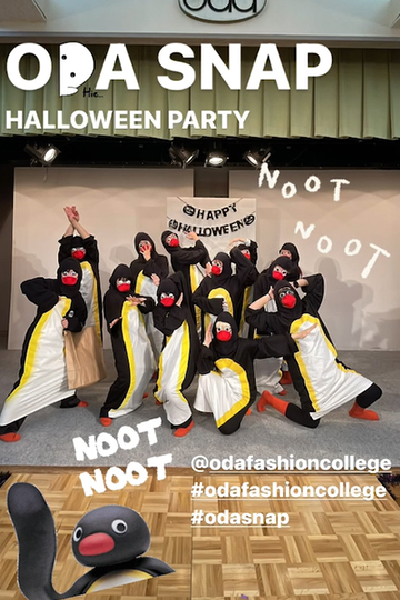 ハロウィンパーティーでペンギンの仮装をする織田ファッション専門学校の学生たち