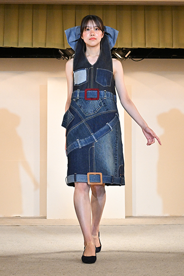 織田ファッション専門学校が主催のファッションデザインコンテスト2023優秀賞1つ目の実物作品