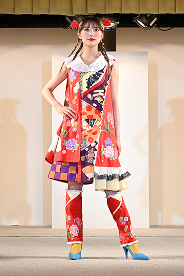 織田ファッション専門学校が主催のファッションデザインコンテスト2023グランプリの実物作品
