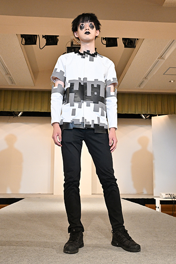 織田ファッション専門学校が主催のファッションデザインコンテスト2023優秀賞3つ目の実物作品