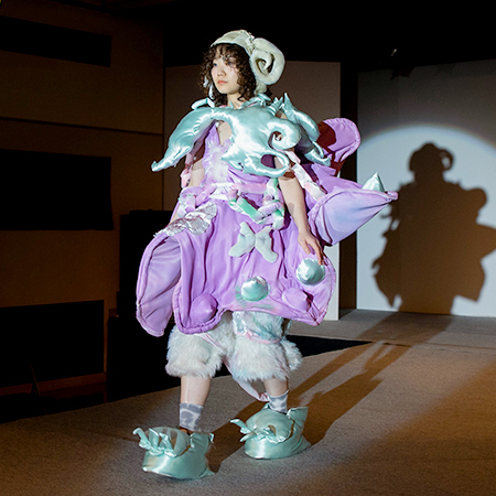 織田ファッション専門学校ファッションデザイン科学生の卒業製作作品