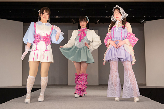 織田ファッション専門学校ファッションテクニカル研究科の学生が製作した衣装のモデル着用イメージ